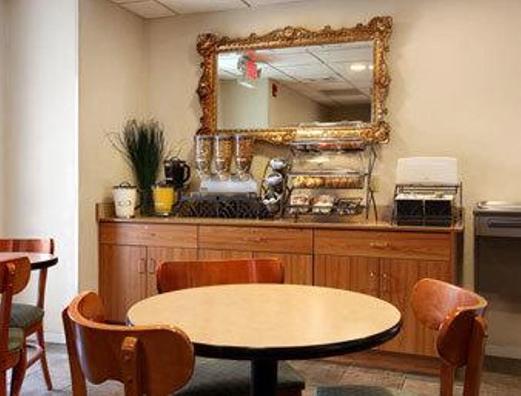 Quality Inn & Suites Robbinsville Bagian luar foto