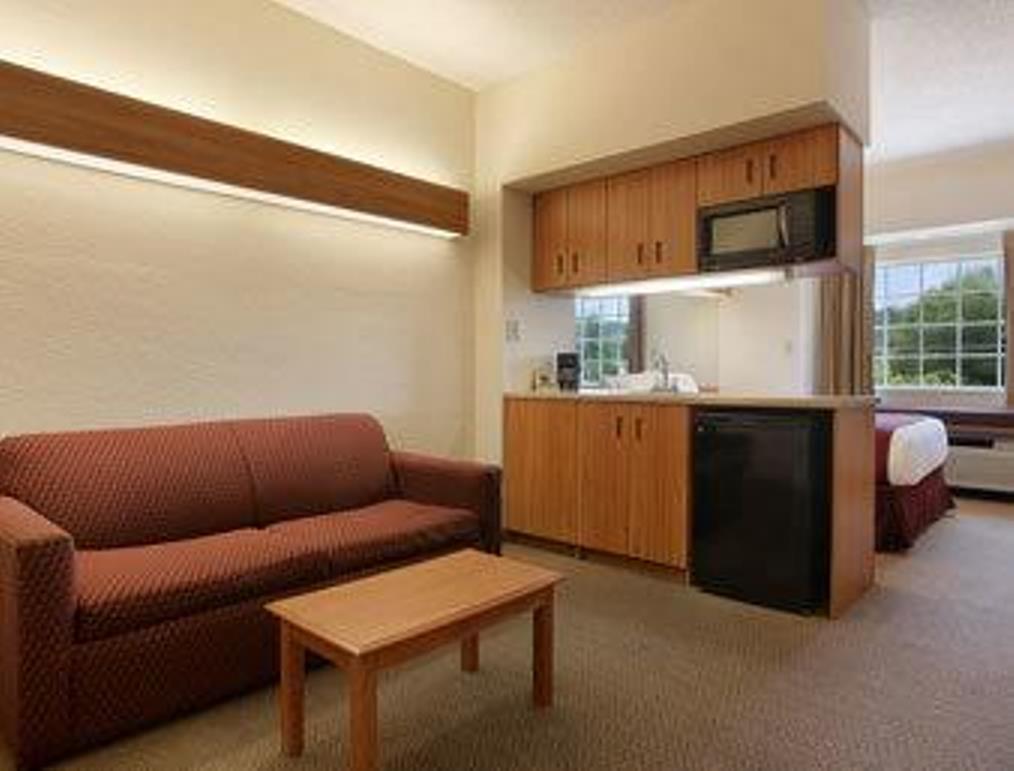 Quality Inn & Suites Robbinsville Bagian luar foto